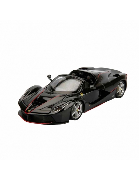 Bburago 1:24 Ferrari Model Araba